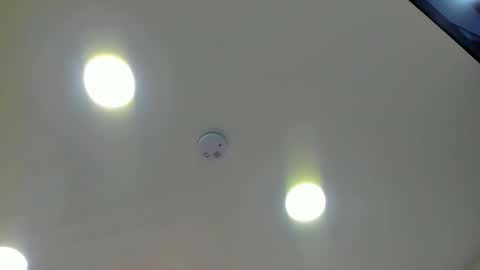 Snapshot of meganritz_ chatting on 12, 10, 2025 Meganritz online show from 12, 10, 2025