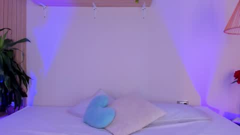 Snapshot of meganritz_ chatting on 14, 10, 2025 Meganritz online show from 14, 10, 2025