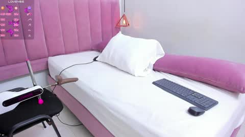 Megan  online show from 12, 5, 2026