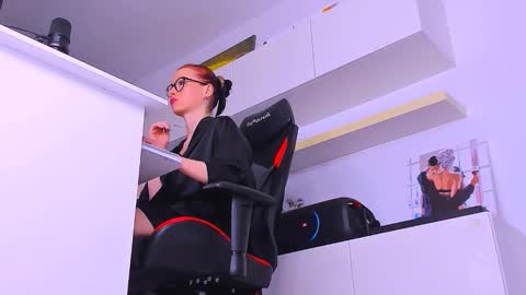 Megan online show from 13, 9, 2025