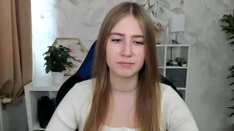 Snapshot of meganx_candy chatting on 29, 10, 2025 Megan online show from 29, 10, 2025