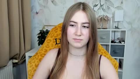 Snapshot of meganx_candy chatting on 19, 11, 2025 Megan online show from 19, 11, 2025