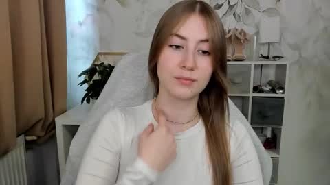 Snapshot of meganx_candy chatting on 17, 12, 2025 Megan online show from 17, 12, 2025