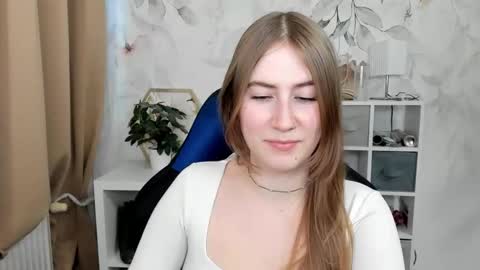 Snapshot of meganx_candy chatting on 19, 3, 2026 Megan online show from 19, 3, 2026