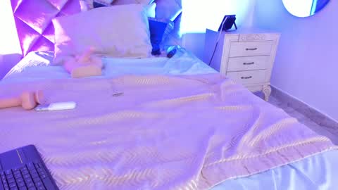 M E G A R A online show from 15, 1, 2025