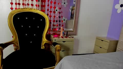 Snapshot of meggan_n_dante chatting on 1, 3, 2025 Meggan N Dante online show from 1, 3, 2025