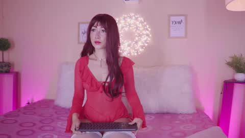 Meggie 1J online show from 8, 11, 2025