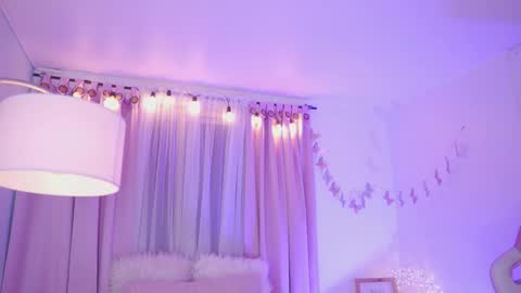 Meggie 1J online show from 3, 2, 2026