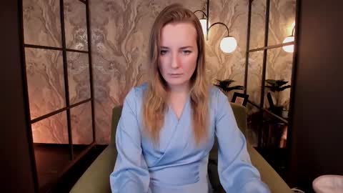 Meggy online show from 14, 11, 2025