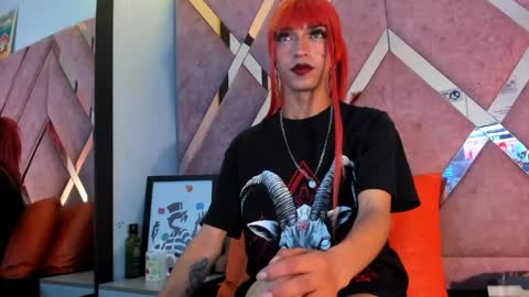 meghanqueen__ online show from 12, 5, 2026
