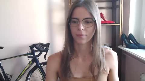 Snapshot of megi_erotic chatting on 2, 4, 2026 Megi online show from 2, 4, 2026