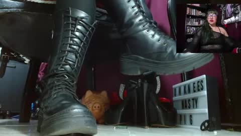 Goddess Sara online show from 16, 5, 2026