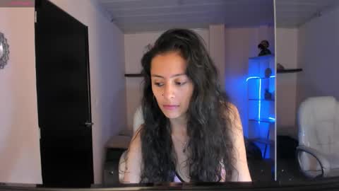 Snapshot of meii_ds chatting on 1, 10, 2025 Meii online show from 1, 10, 2025