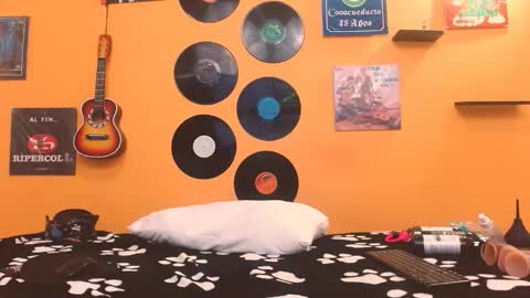 MEIS online show from 24, 10, 2025