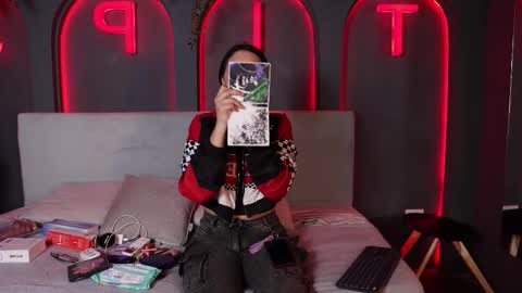 Snapshot of mekari_doll chatting on 22, 10, 2025 Mekari . online show from 22, 10, 2025