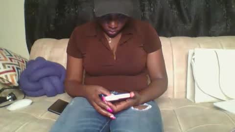 Snapshot of mel_candi94 chatting on 21, 9, 2025 pretty online show from 21, 9, 2025