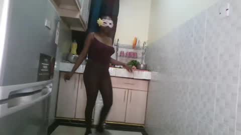 Snapshot of mel_humpjuice chatting on 17, 2, 2025 mel online show from 17, 2, 2025