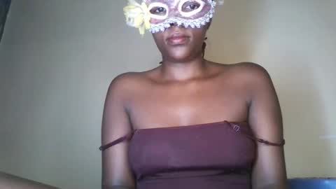 Snapshot of mel_humpjuice chatting on 7, 3, 2025 mel online show from 7, 3, 2025
