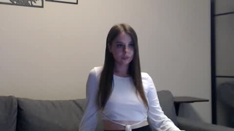 Snapshot of meladams chatting on 21, 9, 2025 meladams online show from 21, 9, 2025