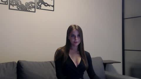 Snapshot of meladams chatting on 22, 9, 2025 meladams online show from 22, 9, 2025