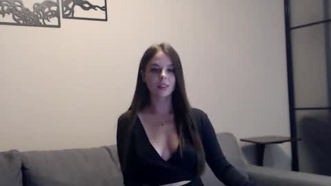 Snapshot of meladams chatting on 19, 10, 2025 meladams online show from 19, 10, 2025