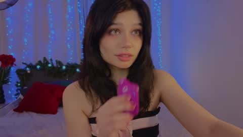 Snapshot of melan1e_ chatting on 4, 1, 2025 mel online show from 4, 1, 2025