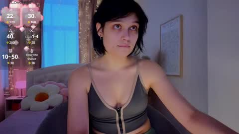 Snapshot of melan1e_ chatting on 14, 2, 2025 mel online show from 14, 2, 2025
