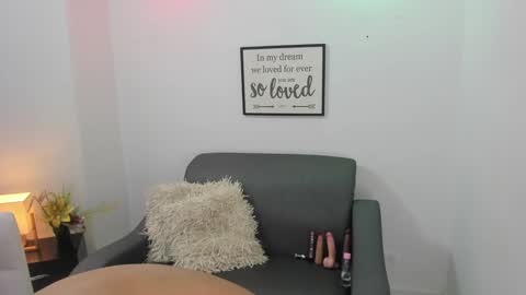 Snapshot of melan_owen chatting on 3, 2, 2025 melan_owen online show from 3, 2, 2025