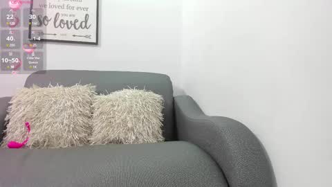 Snapshot of melan_owen chatting on 14, 2, 2025 melan_owen online show from 14, 2, 2025