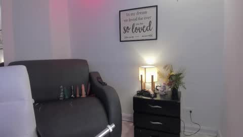 melan_owen online show from 10, 1, 2026