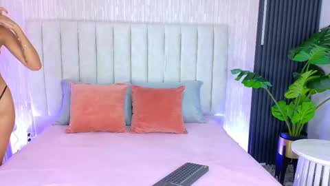 Snapshot of melani_gb chatting on 30, 9, 2025 melani gb online show from 30, 9, 2025
