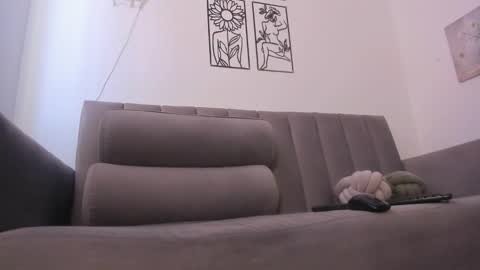 Snapshot of melani_greyy chatting on 13, 12, 2025 melani greyy online show from 13, 12, 2025