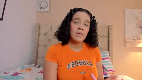 Snapshot of melania_xtreme chatting on 13, 10, 2025 melania_xtreme online show from 13, 10, 2025