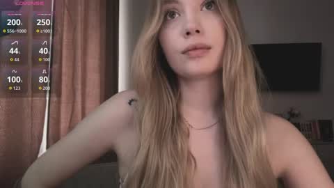 Snapshot of melanie__murr chatting on 20, 6, 2026 melanie__murr online show from 20, 6, 2026
