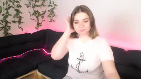 Melanie kissx online show from 23, 2, 2025