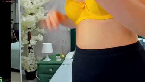 Melanie online show from 18, 11, 2025