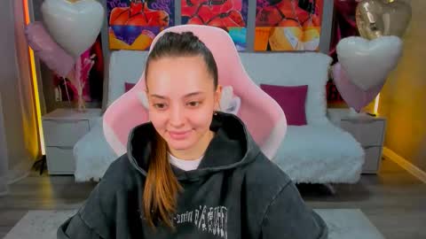 Snapshot of melaniealves chatting on 18, 2, 2026 MelanieAlves online show from 18, 2, 2026