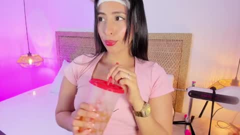 Snapshot of melaniejeann_ chatting on 20, 5, 2026 melaniejeann_ online show from 20, 5, 2026