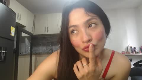 melanieoficial1 online show from 18, 12, 2025