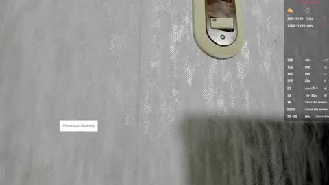 Snapshot of melanierioss_ chatting on 20, 10, 2025        online show from 20, 10, 2025