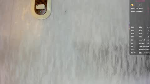 Snapshot of melanierioss_ chatting on 26, 10, 2025        online show from 26, 10, 2025