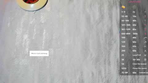 Snapshot of melanierioss_ chatting on 28, 3, 2026 online show from 28, 3, 2026