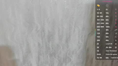 Snapshot of melanierioss_ chatting on 4, 4, 2026 online show from 4, 4, 2026