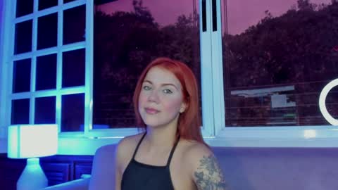 Snapshot of melanieroux chatting on 29, 3, 2026 Melanie Roux online show from 29, 3, 2026