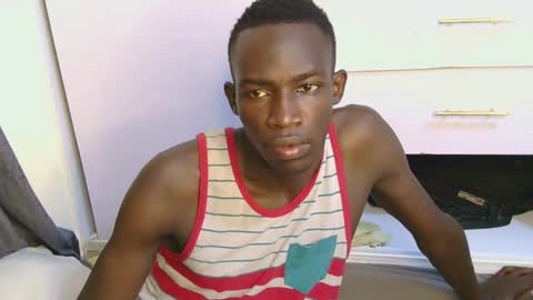 Snapshot of melanin_hotguys chatting on 4, 3, 2025 MEDDY AND Faizal online show from 4, 3, 2025