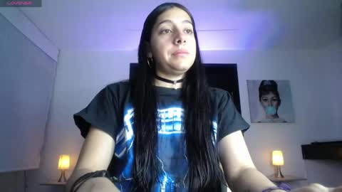 Snapshot of melanny_petite chatting on 18, 5, 2026 melanny_petite online show from 18, 5, 2026