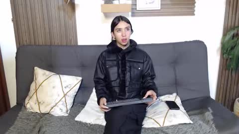 Melany online show from 24, 2, 2026