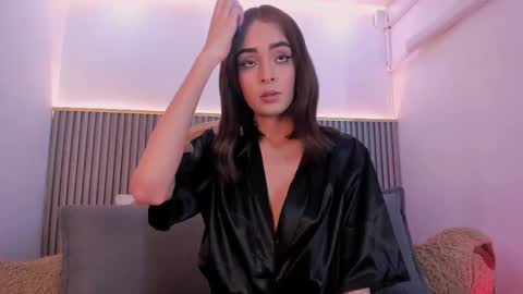 Snapshot of melany_hoffman chatting on 23, 11, 2025 melany_hoffman online show from 23, 11, 2025