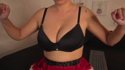 melany online show from 4, 12, 2024