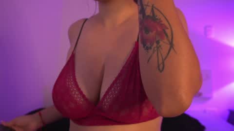 melany online show from 18, 12, 2024